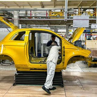 Ancora uno stop nella produzione della 500 ibrida