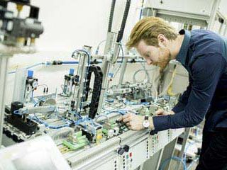 Azienda del Saluzzese ricerca figura professionale con esperienza nel settore oleodinamico ed elettrico