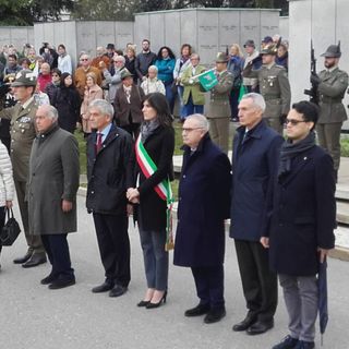 Torino celebra il 25 aprile. Appendino: “Le istituzioni devono dire da che parte stanno” (FOTO e VIDEO)