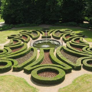 Da oggi, per un anno, accesso gratuito per i cittadini di Agliè ai giardini del Castello