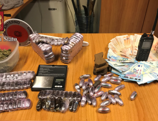 Sequestrati dalla Polizia più di tre chili e mezzo di hashish
