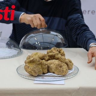 Vieni ad Asti a vivere l’atmosfera del Natale con “I Gioielli del Territorio”e “Il Magico Paese di Natale”