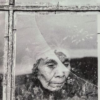 [Photo credits: Sergio Larrain - Chili]