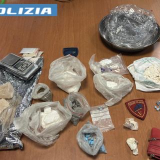 Spaccio, oltre un chilo e 200 grammi di stupefacenti sequestrati a Torino nei primi giorni di agosto