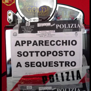 Apparecchi da gioco troppo vicini a obiettivi sensibili, la Polizia sequestra 2 slot. 4 mila euro di multa per il titolare
