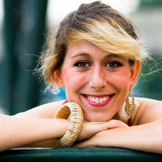 Arianna Luzi: cantautorato e a recitazione sono per me una necessità