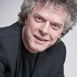 La comicità dirompente di Alberto Patrucco al Piccolo Teatro Comico