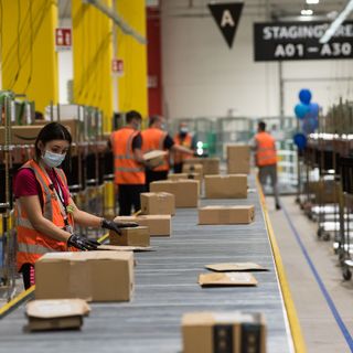 Nuovo polo logistico Amazon a Orbassano, chieste certezze sull'occupazione di suolo pubblico