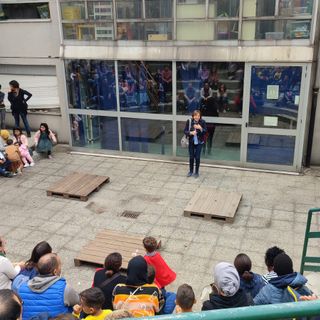 Antonietta Casalnuovo saluta Aurora