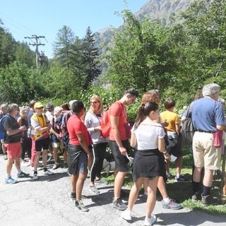 Artisti e passeggiata enogastronomica nel weekend a Rochemolles