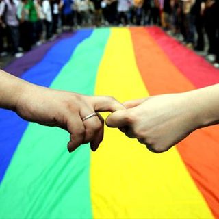 Domani inaugura &quot;Famiglie. Tutti i colori delle famiglie in Italia&quot;