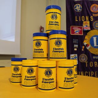 Il “Barattolo d'emergenza” dei Lions arriva in Circoscrizione 6