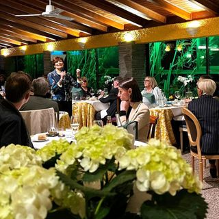 Grande successo per la serata &quot;A Tavola con i Fiori&quot; al Ristorante La Cloche