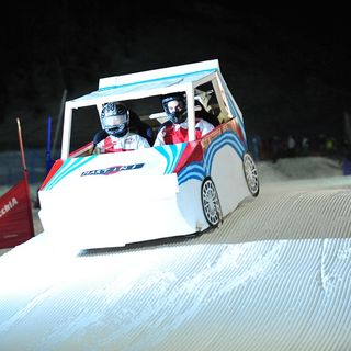 Sabato a Bardonecchia c’è la BardoLesa. La gara di slitte più divertente d’Italia