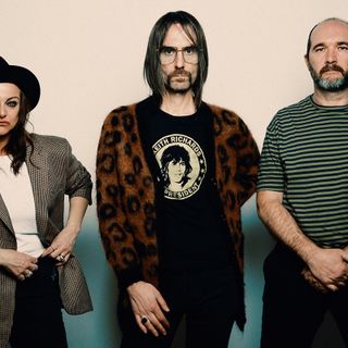 Forti raffiche di vento, annullato il concerto dei Baustelle