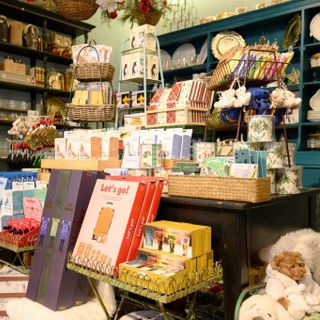 Un Natale all'insegna della solidarietà con Bottega Paideia