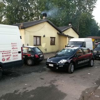 Sassi contro auto sulla Torino-Caselle