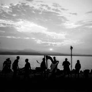 Chieri, sabato in concerto il gruppo Caronte &quot;Flower Power&quot;