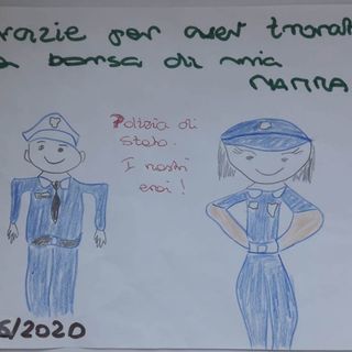Operazione &quot;Rivoli Onesta&quot;, recuperati dalla Polizia i soldi di una colletta. Bimbo ringrazia gli agenti con un disegno