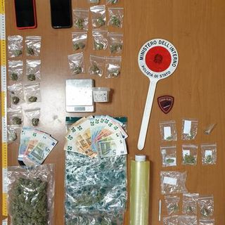 soldi e droga recuperati dalla Polizia