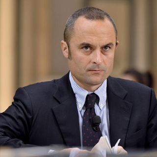 Il ministro Enrico Costa