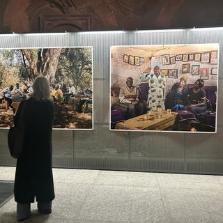 Il Kenya dei Mau Mau nel racconto fotografico di Max Pinckers a Palazzo Madama