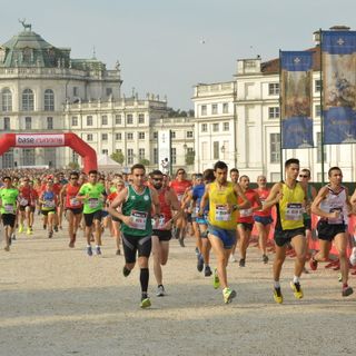 Oggi a Stupinigi si corre la terza tappa della Maratona Reale