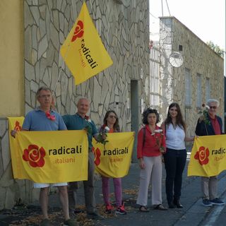 Bielorussia, flash mob dei Radicali italiani di fronte al consolato onorario di Torino