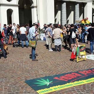 Fuma Parei: insieme per la cannabis e contro le mafie