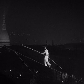 Andrea Loreni, funambolo Zen torinese: &quot;Vi spiego la filosofia del cavo&quot; (FOTO e VIDEO)