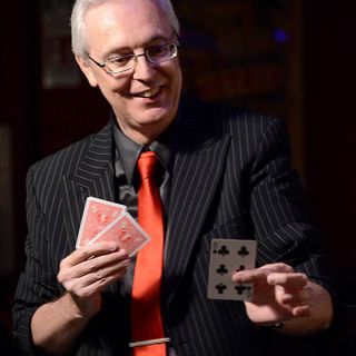 Uno spettacolo rivela i segreti dei bari e del gioco d’azzardo