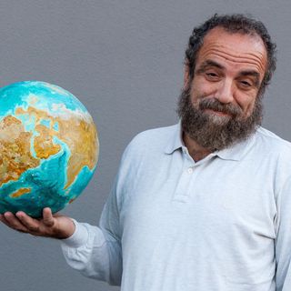 Giobbe Covatta di scena stasera per Eventi &amp; Racconti al Castello Reale di Moncalieri