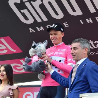 La Polizia stradale accompagna la 102esima edizione del Giro d'Italia