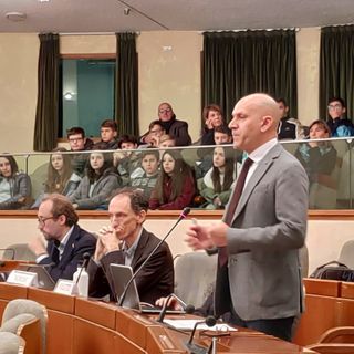 Gig economy, il gruppo M5S in Consiglio regionale all'attacco: “Crisi di nervi in maggioranza spaccata su riders e gioco d'azzardo”