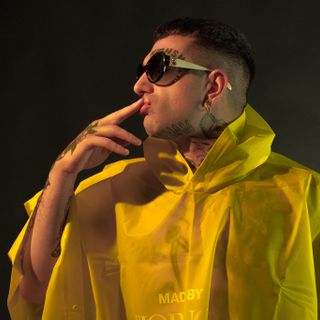 Domani il rapper Highsnob incontra i suoi fan al Mondadori Bookstore