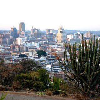 Una veduta di Harare, capitale dello Zimbabwe (foto di toubibe da Pixabay)