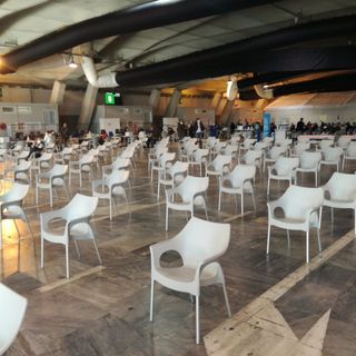 sedie sala d'attesa Hub Valentino