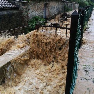 Maltempo, esonda il torrente Chiamogna a Bricherasio