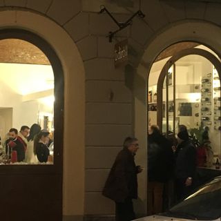 Ti dirò... conviene andare a mangiare a Torino in via Cavour 12