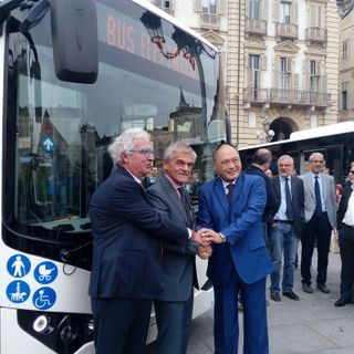 A Torino per la prima volta in Italia una flotta di bus elettrici