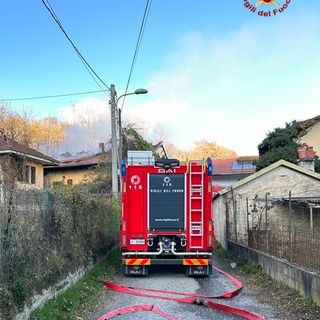 San Giorgio di Susa, va a fuoco una casa disabitata: non ci sarebbe nessun ferito