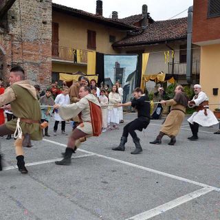 Oglianico riscopre le sue radici medievali con &quot;Calendimaggio&quot;