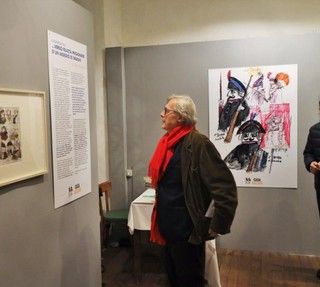 Il critico d'arte e Onorevole Vittorio Sgarbi in visita alla mostra