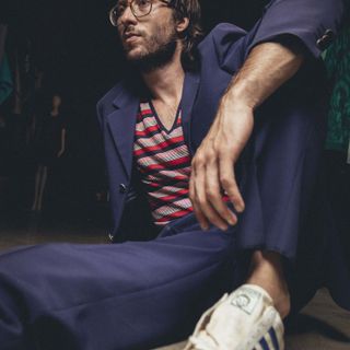 Sassy Goose di John Bringwolves: un viaggio tra la musica e le arti visive in 9 tappe