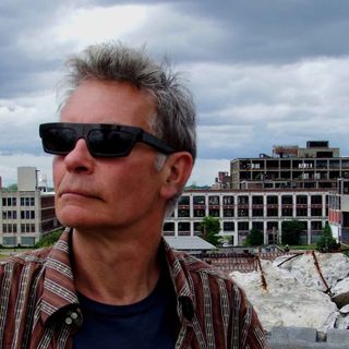 Ibiza, da terra di fuggiaschi a capitale del clubbing: a Seeyousound Julien Temple racconta il suo paradiso perduto