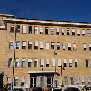 Da domani gli ambulatori dell'Asl To5 eseguiranno solo le prestazioni urgenti