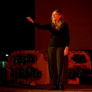 Le rose di Sepúlveda fioriscono per i 50 anni di Assemblea Teatro