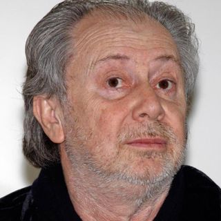 Lele Mora accende la polemica politica (e non solo) nella Circoscrizione 5 di Torino