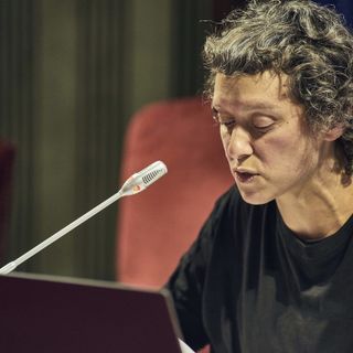 Al Castello di Rivoli si è rimasti "a corto di latte" e si fa un salto al Circolo dei Lettori Al Castello di Rivoli si è rimasti "a corto di latte" e si fa un salto al Circolo dei Lettori