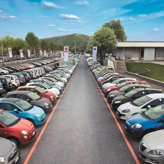 Mirafiori Motor Village: usato, cash 4 car e dirette Facebook per la nuova mobilità Mirafiori Motor Village: usato, cash 4 car e dirette Facebook per la nuova mobilità